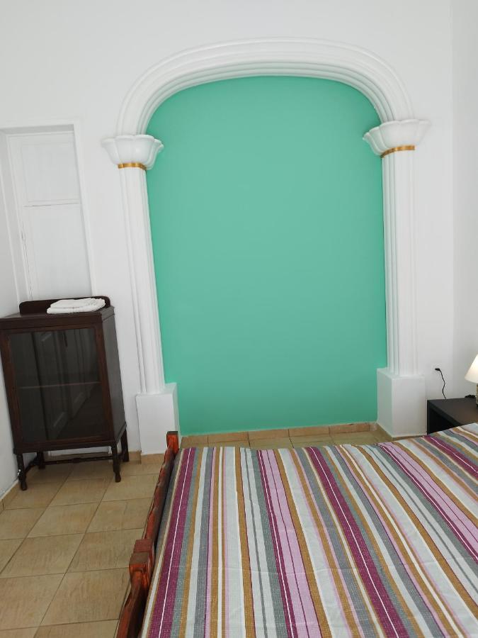 Комната Pilika 4Room With Shared Bath Athens Exterior photo
