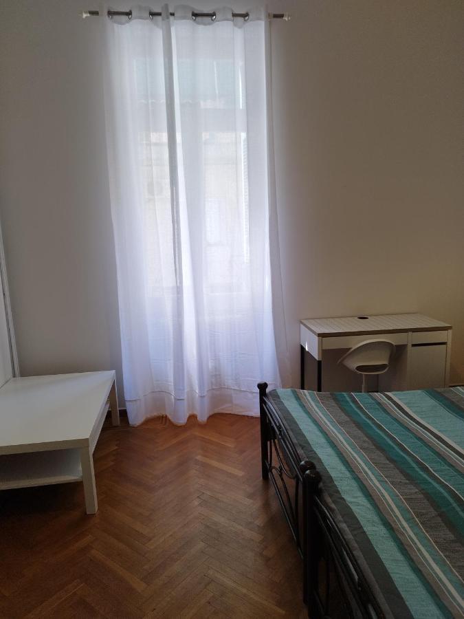 Комната Pilika 4Room With Shared Bath Athens Exterior photo